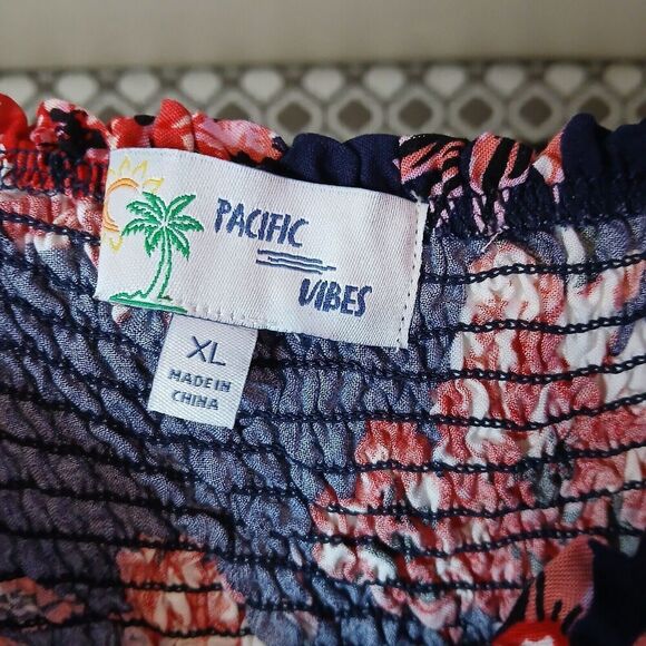 Pacific Vibes Long Minimalist Dress with Slits on Both Sides. XL 100% Rayon. - Picture 4 of 9